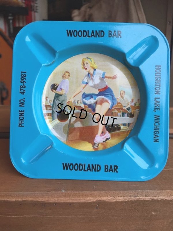 画像1: 50s Vintage Pin-Up Girl Ashtray WOODLAND BAR (AL941)