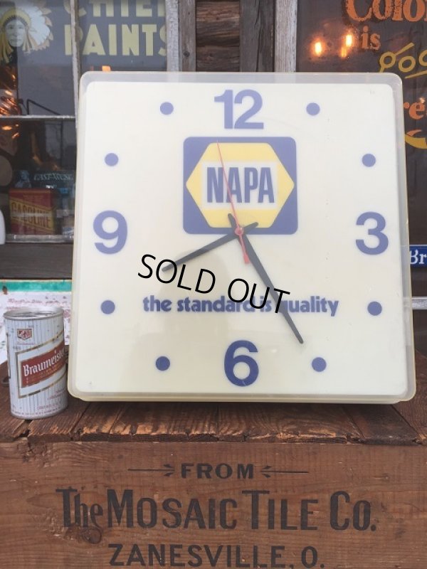 画像1: Vintage NAPA Lighted Sign Clock (AL7401)