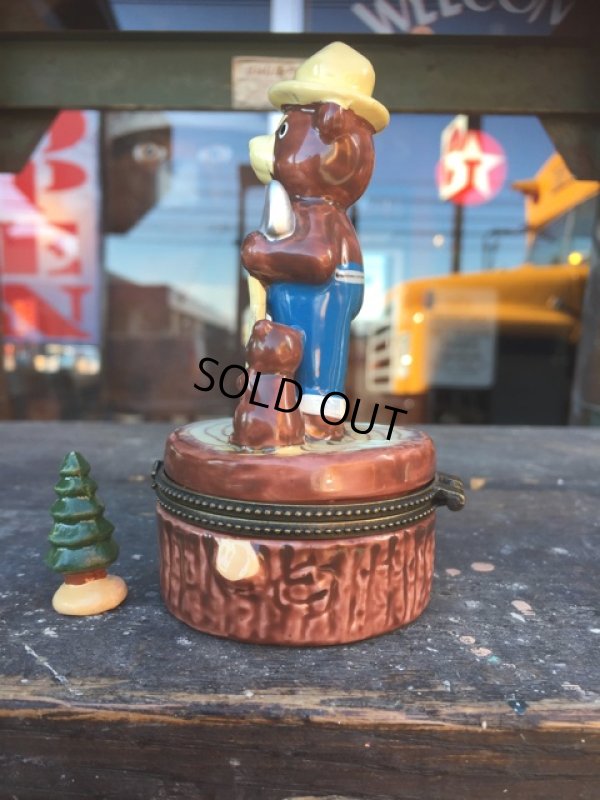 画像2: 70s Vintage Smokey Bear Ceramic Figure Jewelry Box (J062) 