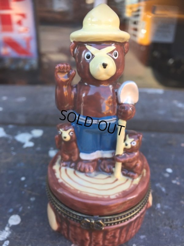 画像5: 70s Vintage Smokey Bear Ceramic Figure Jewelry Box (J062)