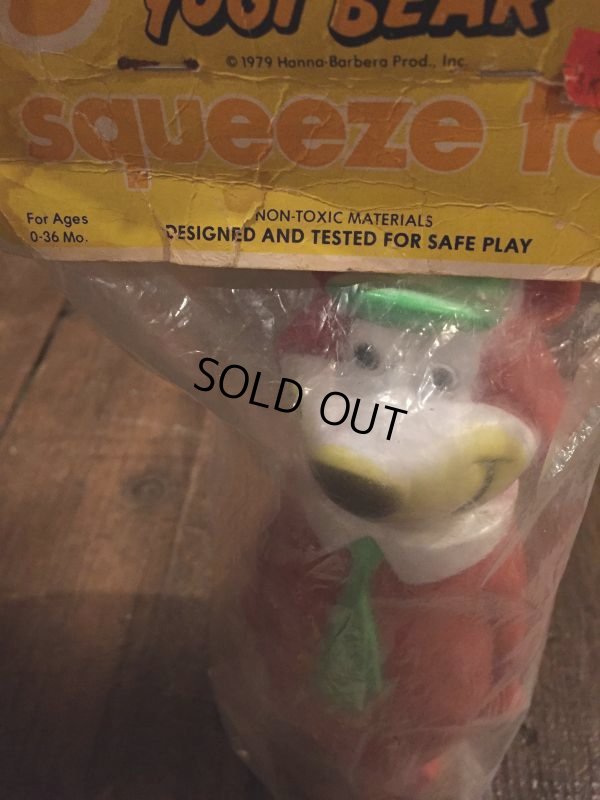 画像5: 70s Vintage Hanna Barbera Yogi Bear Squeeze Toy MIP (J067)