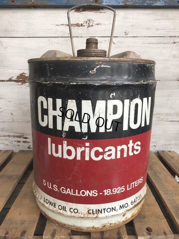 画像1: Vintage Champion 5 GAL Gas Oil Can (J300)  