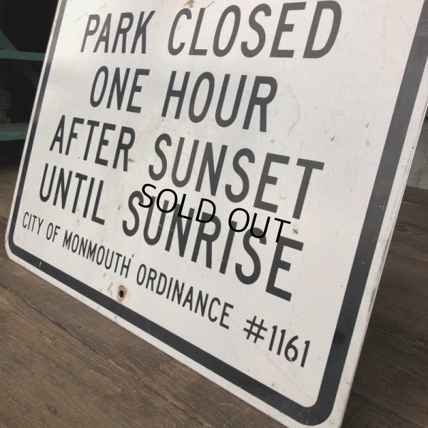 画像3: Vintage Road Sign PARK CLOSED (J332)