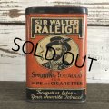 Vintage SIR WALTER RALEIGH Tabacco Pocket Tin Can (J341)    