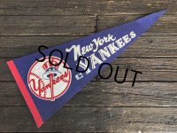 Vintage MLB Pennant Flag Banners NY YANKEES (J355)