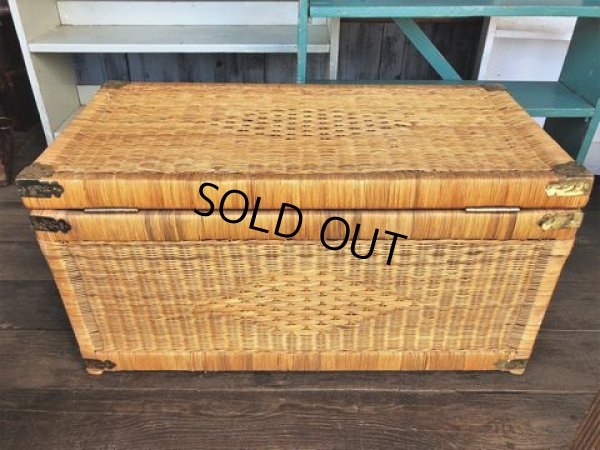 画像7: Antique Wicker Trunk Chest Basket Large Size (J382)