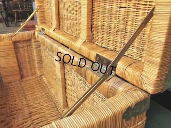 画像6: Antique Wicker Trunk Chest Basket Large Size (J382)