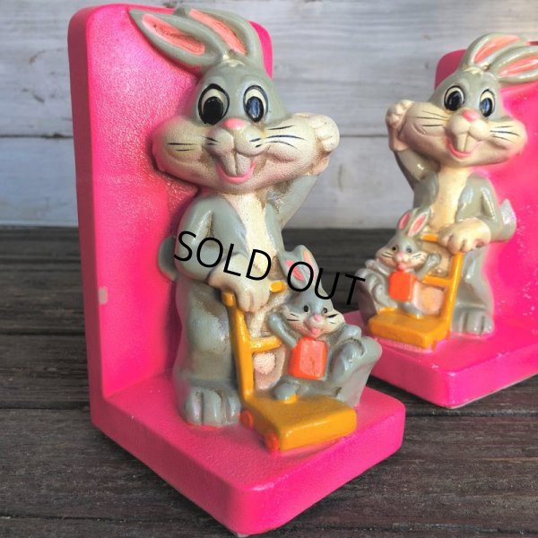 画像2: 70s Vintage WB Bugs Bunny Bookends Holiday Fair Japan (J705)