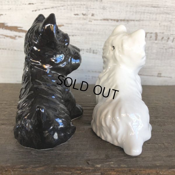 画像4: Vintage Black & White Scotch Whisky Salt & Pepper Shaker (J810)