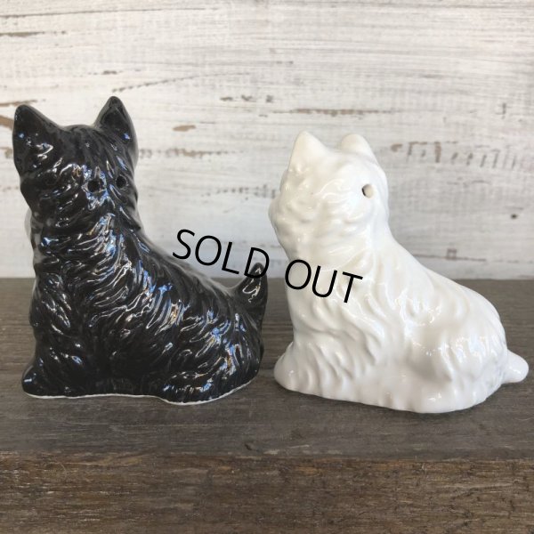 画像3: Vintage Black & White Scotch Whisky Salt & Pepper Shaker (J810)