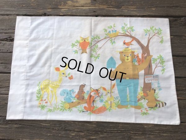 画像5: 70s Vintage Smokey The Bear Pillow Case (J845)