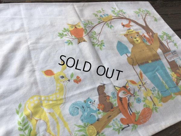 画像6: 70s Vintage Smokey The Bear Pillow Case (J845)