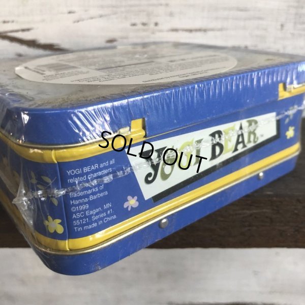 画像5: Vintage Yogi Bear Candy Can Lunch Box (J991)