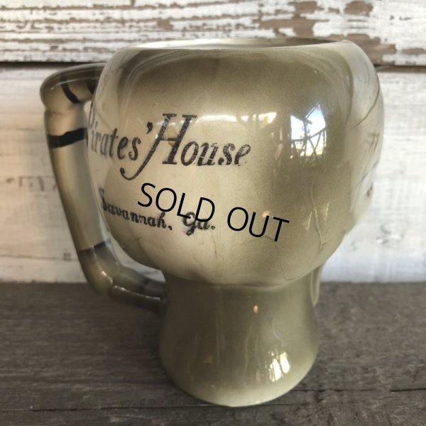 画像5: Vintage Pirates House Skull Mug (S034)