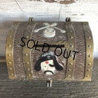 50s Pirates Treasure Box Bank (S035)