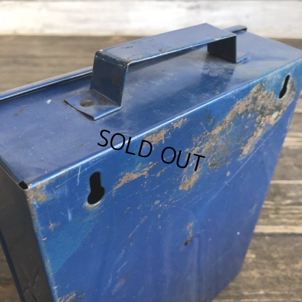 画像9: Vintage First Aid Kit Mettal Box Cabinet (S121）