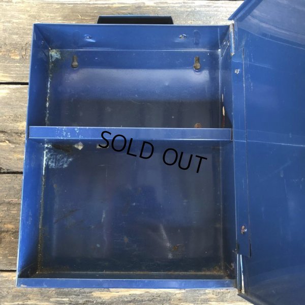 画像4: Vintage First Aid Kit Mettal Box Cabinet (S121）