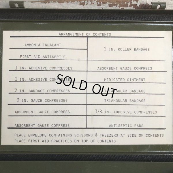 画像9: Vintage Bell System-C First Aid Kit Mettal Box Cabinet (S118）