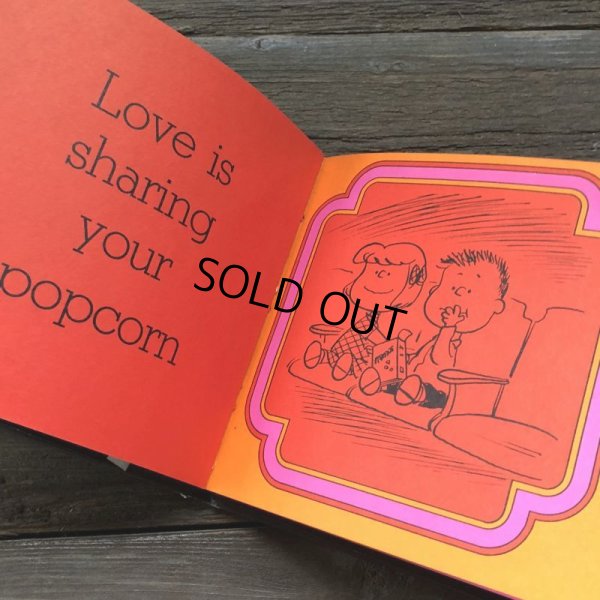 画像6: Vintage Book Snoopy Love is walking Hand in Hand (S142）
