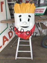 Vintage Mcdonald's French Fry Statue Playland Childs Chair (S338）