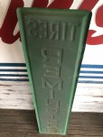 画像7: Vintage Original Embossed Metal REMINGTON Tires Sign (S349）