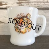 Vintage Fire King EXXON Esso Tiger D handle Mug (S352)