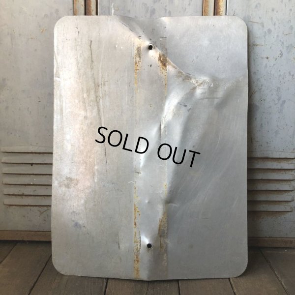 画像8: Vintage Road Sign NO UNAUTHORIZED VEHICLES BEYOND THIS POINT (S390) 