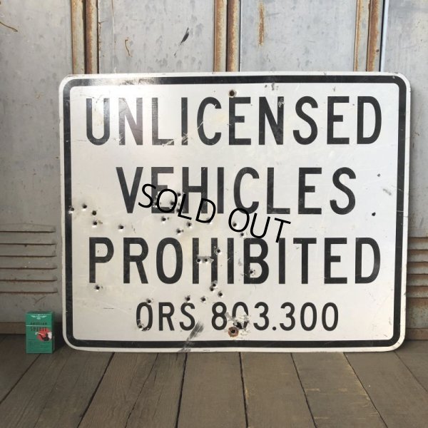 画像1: Vintage Road Sign UNLICENSED ... (S570) 