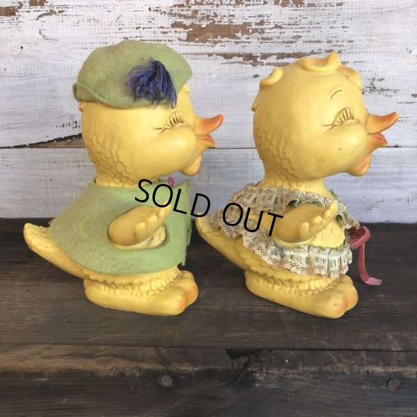 画像4: 70s Vintage Royalty Industries Inc. Chick Piggy Banks (S561)