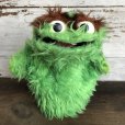 画像2: Vintage Knickerbocker Sesame Street Oscar Hand Puppet Doll (S632) (2)