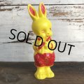 Vintage Bunny Plastic Shaker Baby Toy (S742)