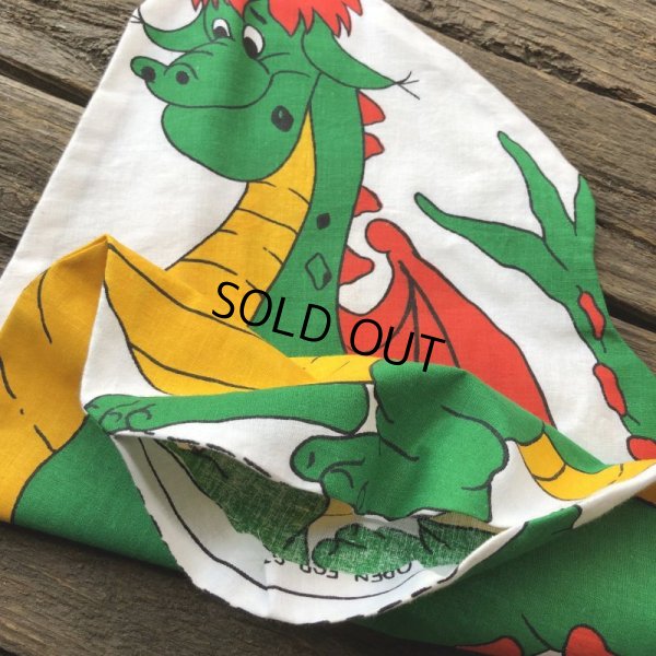 画像2: Vintage DisneyEliot Dragon Fabric Pillow Cushion Panel (S759)