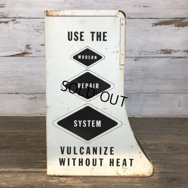 画像10: Vintage Mobile Store Display Metal Cabinet (S918)