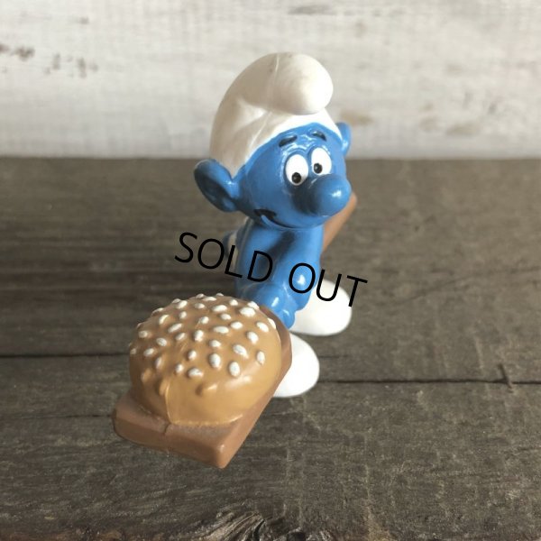 画像2: 1996 McDonald's Happy Meal Bread Smurf PVC (S911)