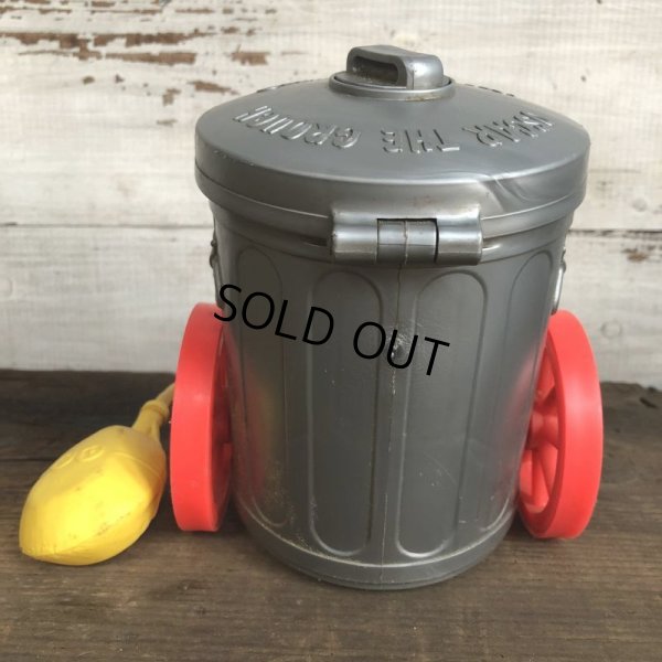 画像4: Vintage 1970s Sesame Street Pop Up Trash Can OSCAR  (T123)