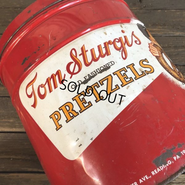 画像9: Vintage Pretzel Tin Tom Sturgis Large (T142)