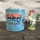 Vintage DAN DEE Pretzel 2 1/2 Pounds Tin Can (T140)