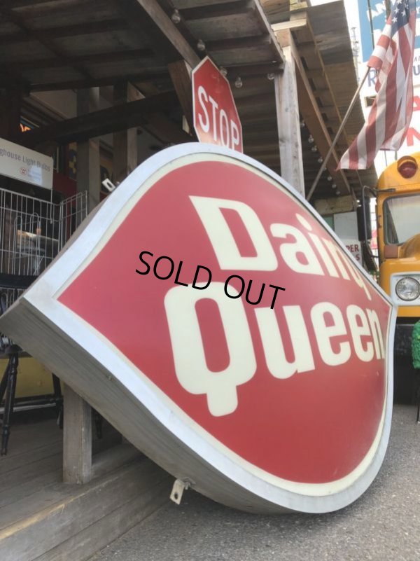 画像2: Vintage DAIRY QUEEN Huge Light Up Sign (T187)