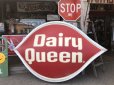 画像1: Vintage DAIRY QUEEN Huge Light Up Sign (T187) (1)