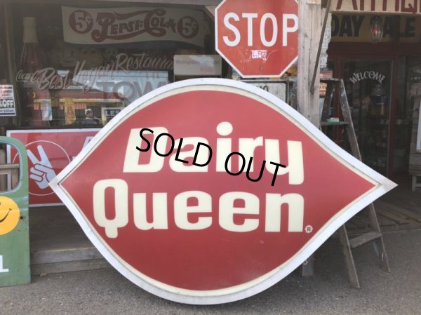 画像1: Vintage DAIRY QUEEN Huge Light Up Sign (T187)