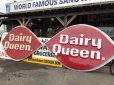 画像2: Vintage DAIRY QUEEN Huge Sign (T218) (2)