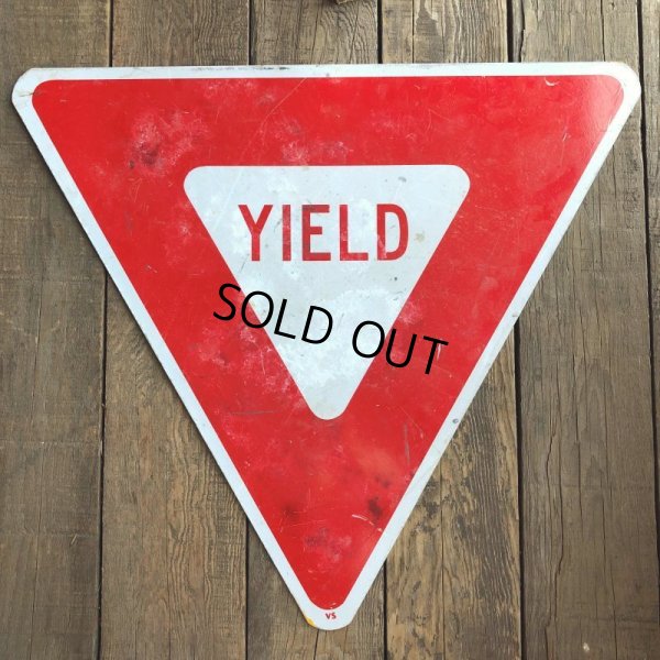 画像4: Vintage Road Sign YIELD (T223)