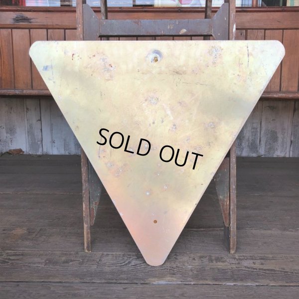 画像3: Vintage Road Sign YIELD (T223)