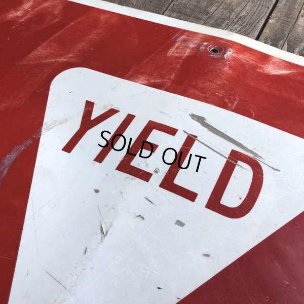 画像8: Vintage Road Sign YIELD (T222)
