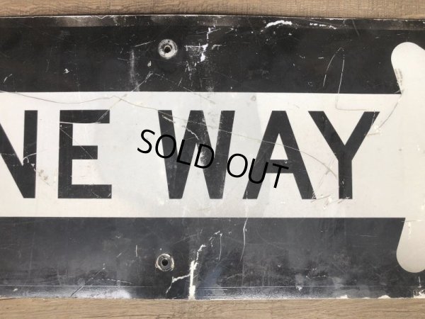 画像7: Vintage Road Sign ONE WAY (T227)