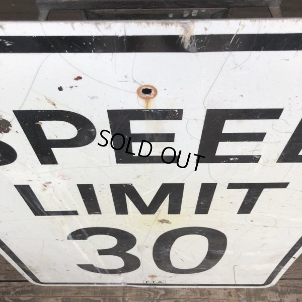 画像2: Vintage Road Sign SPEED LIMIT 30 (T229)