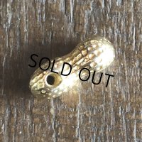 Vintage Peanut Charm (T267)