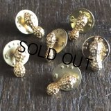 Vintage Peanut Pins (T268)
