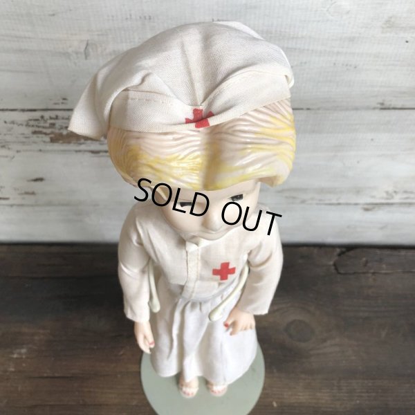 画像8: Vintage Red Cross Nurse Plastic Statue War Memorabilia 47cm (T309) 　