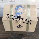70s Vintage Cap'n Crunch Treasure box (T317)